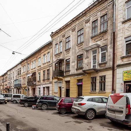 Alfa Apartments Krekhivska 11 Lviv Bagian luar foto