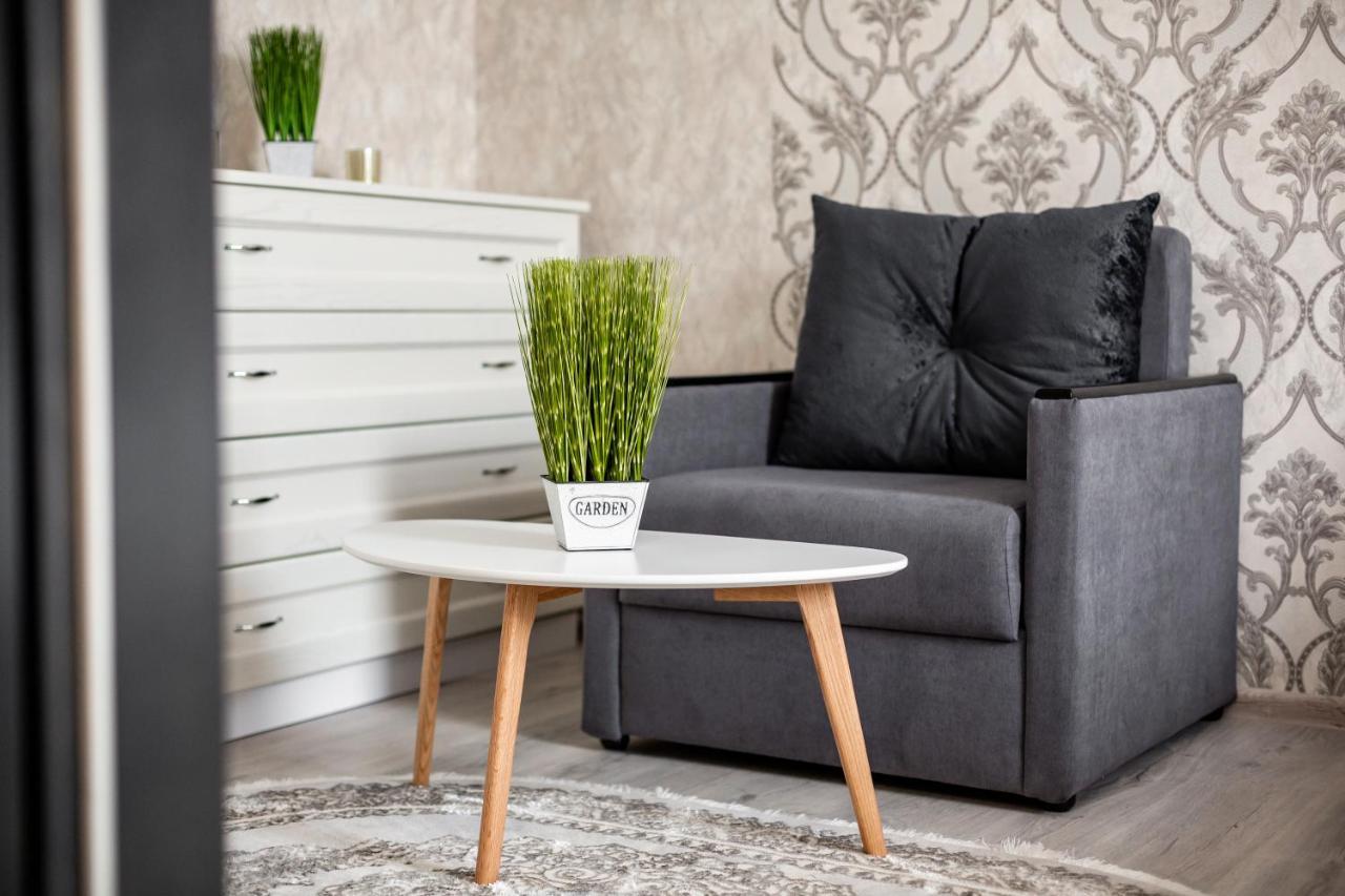 Alfa Apartments Krekhivska 11 Lviv Bagian luar foto