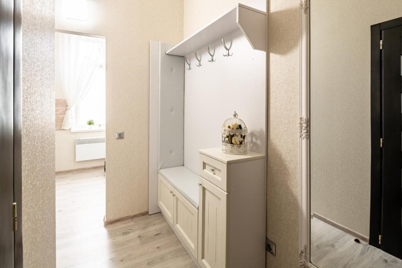 Alfa Apartments Krekhivska 11 Lviv Bagian luar foto